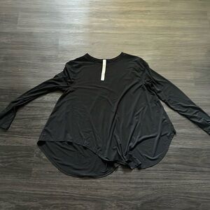 Black Lululemon long sleeve top